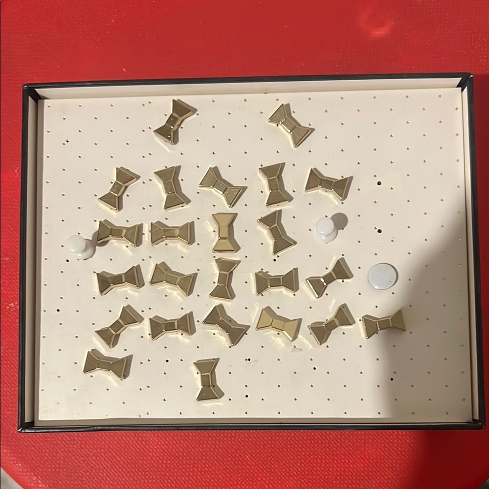 Kate Spade Cream Push Pins
